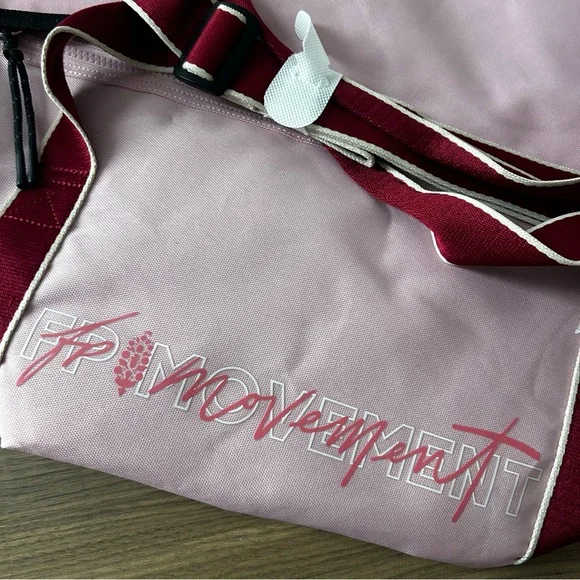 NWT Free People Good Sport Duffle Bag Petal Pink - Picture 5 of 6